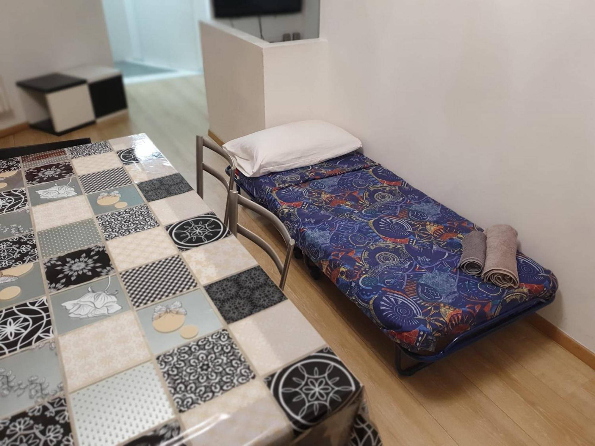 Your Lovely Home, Porta Venezia-1 Queen Bed, 3 Single Beds, 1 Sofa Bed- Milano Eksteriør billede